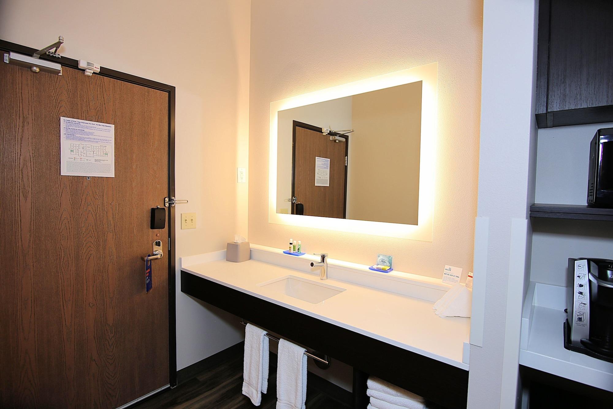Holiday Inn Express Hotel & Suites Ashland By Ihg Экстерьер фото
